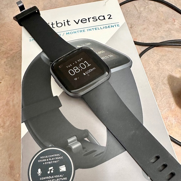 Fitbit Versa 2 - Picture 1 of 5